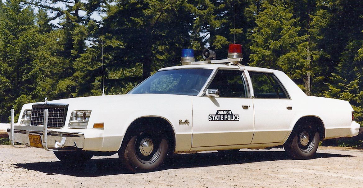 Oregon police car